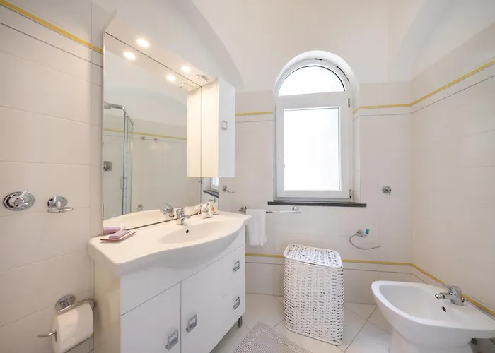 Ferienhaus Caprigetaway - La Rosa Bianca Capri