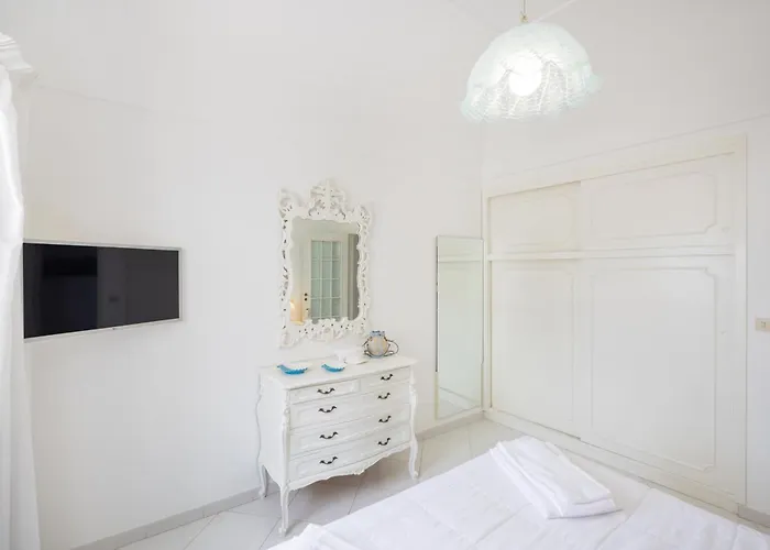 Caprigetaway - La Rosa Bianca Ferienhaus Capri