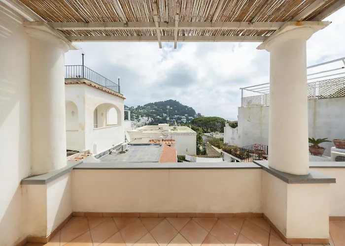 Caprigetaway - La Rosa Bianca Дом отдыха *